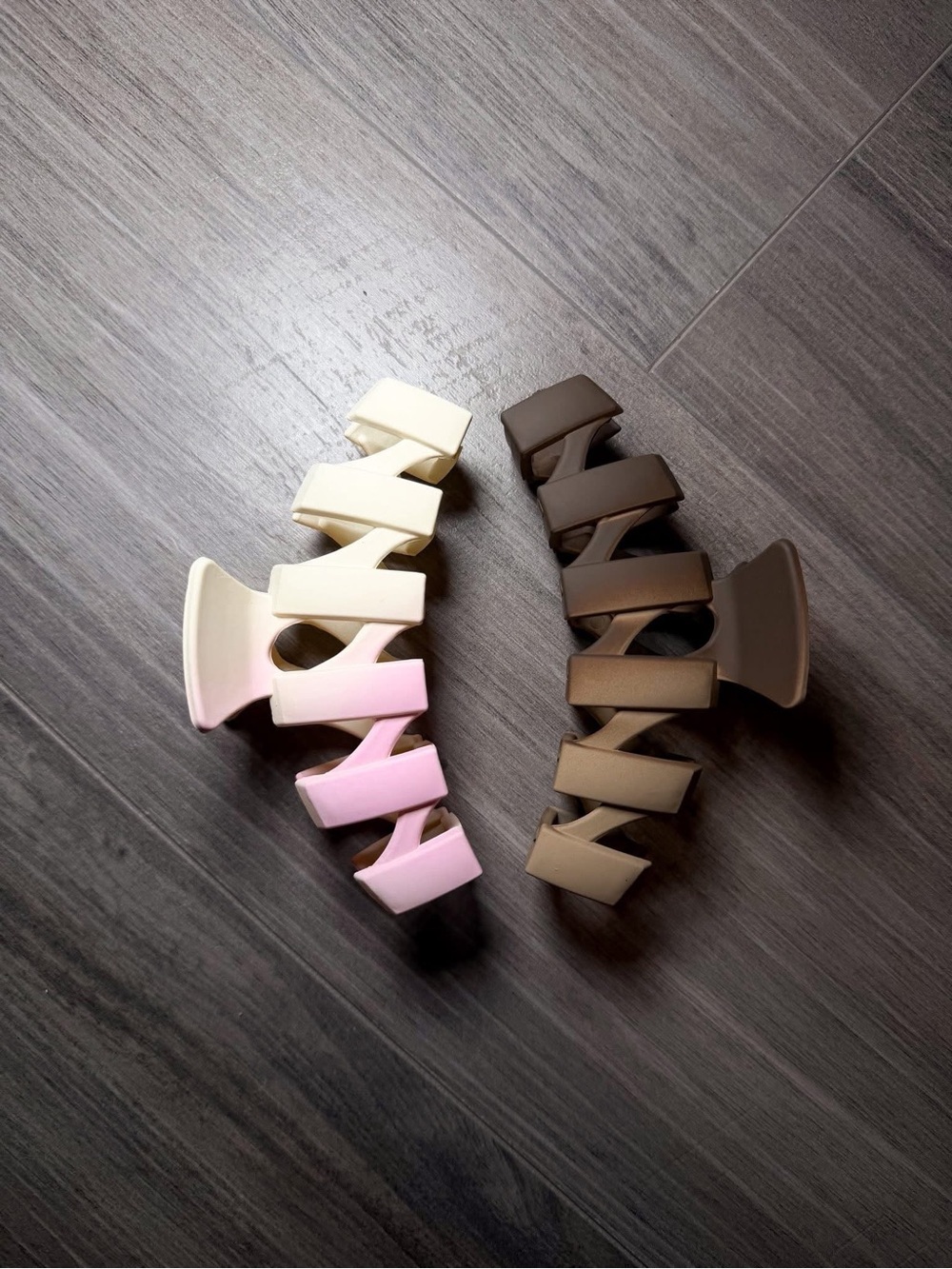 Chunky Spiral Hair Claw Clips - Pink & Beige Set